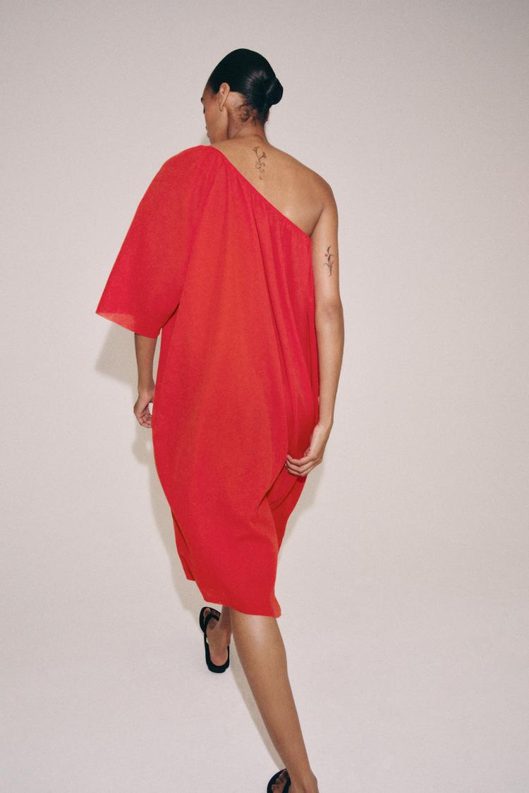 ASYMMETRIC KNIT DRESS